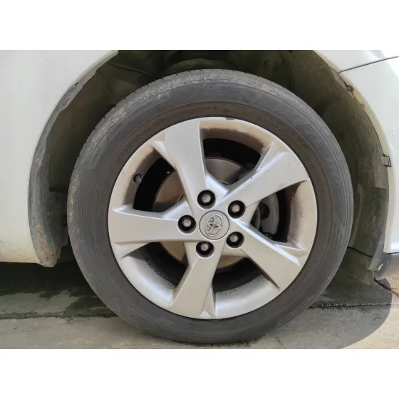 TOYOTA AURIS '2011 1.4 TURBODIESEL CAT BLANCO