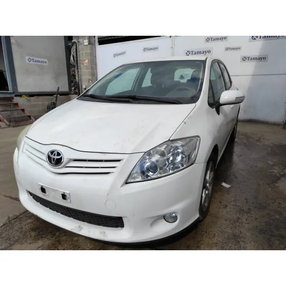 TOYOTA AURIS '2011 1.4 TURBODIESEL CAT BLANCO