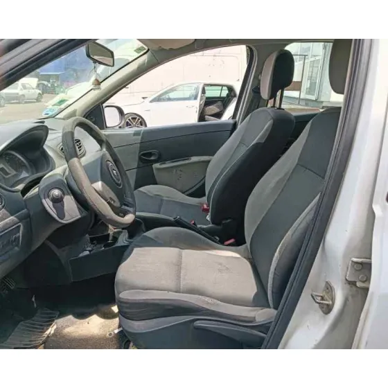 RENAULT CLIO III '2011 * BLANCO