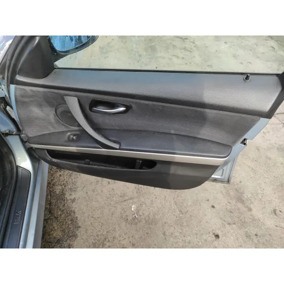 BMW SERIE 3 BERLINA (E90) '2005 2.0 16V DIESEL GRIS