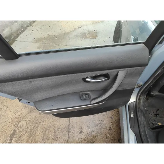 BMW SERIE 3 BERLINA (E90) '2005 2.0 16V DIESEL GRIS