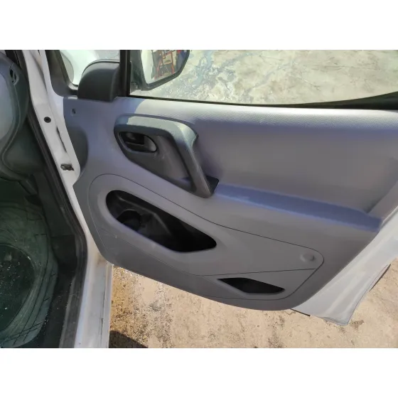 PEUGEOT PARTNER KASTEN '2010 1.6 16V HDI CAT BLANCO