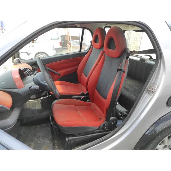 SMART MICRO COMPACT CAR '2002 600CC BEIGE_NEGRO_GRIS
