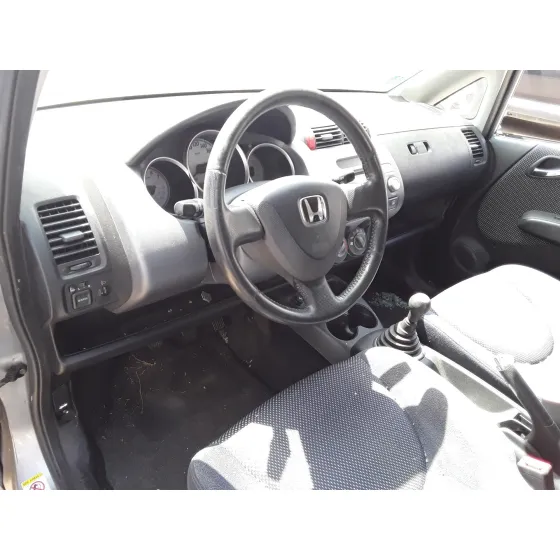 HONDA JAZZ (GD1/5) '2004 * PLATA