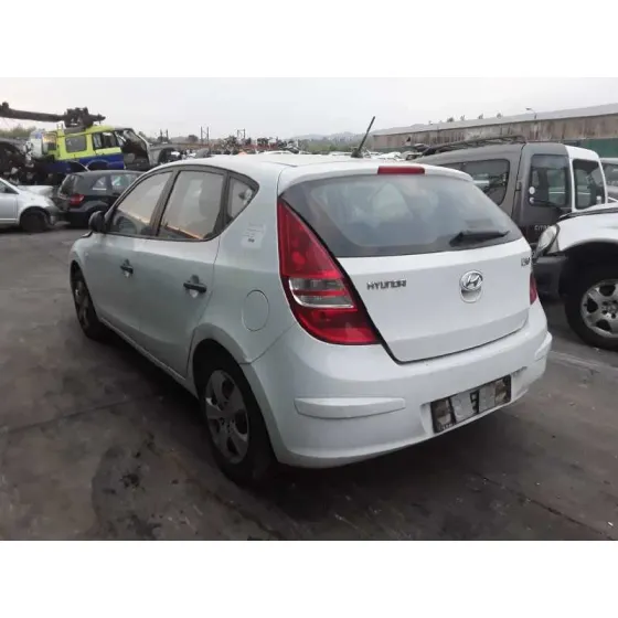 HYUNDAI I30 '2009 CLASSIC BLANCO