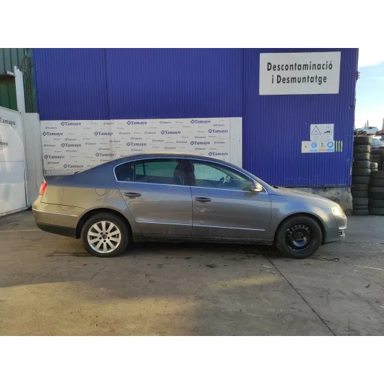 VOLKSWAGEN PASSAT BERLINA (3C2) '2006 * GRIS OSCURO