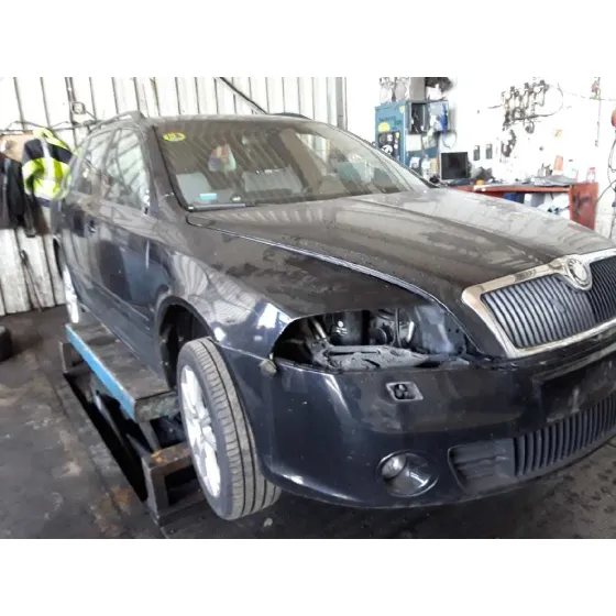 SKODA OCTAVIA COMBI (1Z5) '2007 2.0 TDI DPF NEGRO