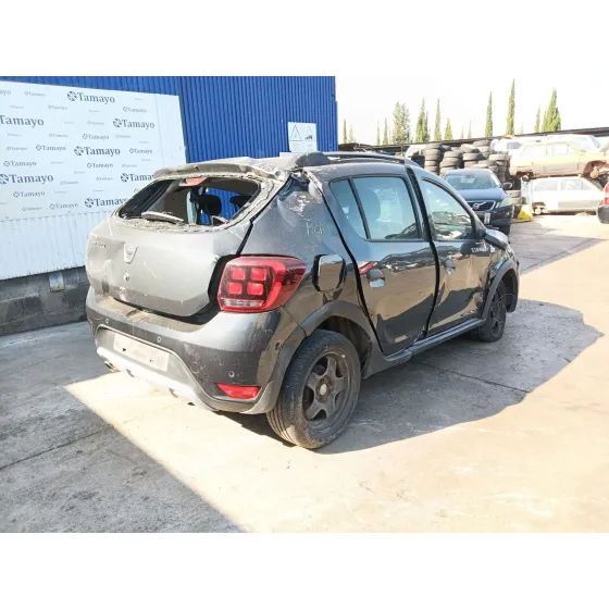 DACIA SANDERO '2019 * NEGRO