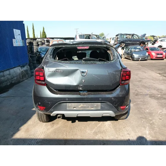 DACIA SANDERO '2019 * NEGRO