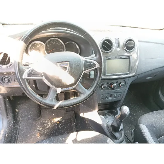 DACIA SANDERO '2019 * NEGRO