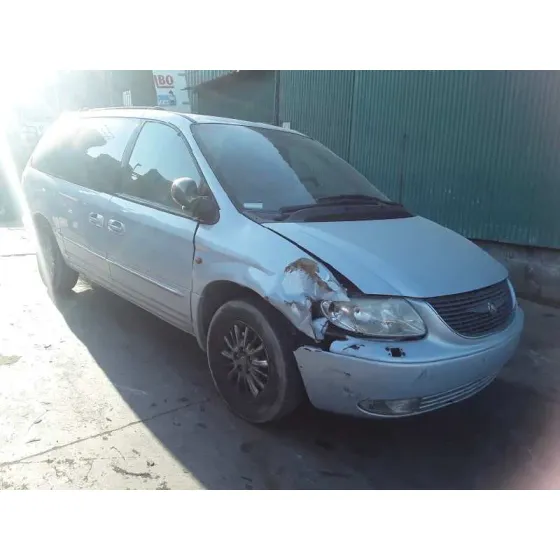 CHRYSLER VOYAGER (RG) '2002 3.3 LX PLATA