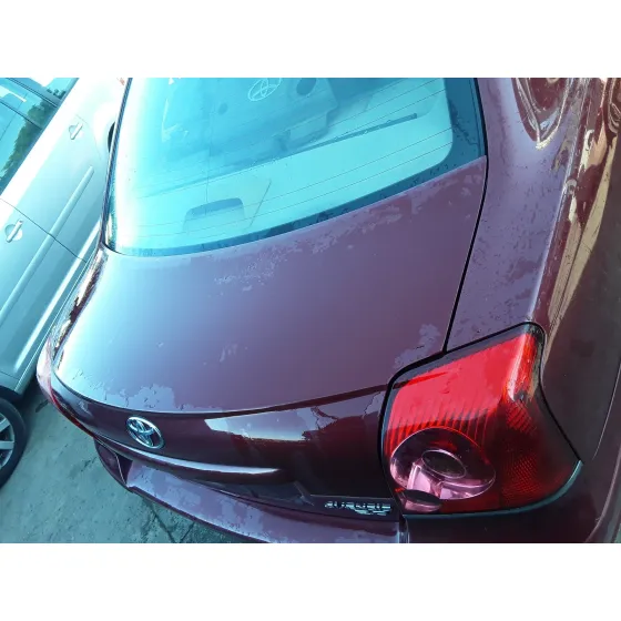 TOYOTA AVENSIS BERLINA (T25) '2004 2.0 D-CAT GRANATE