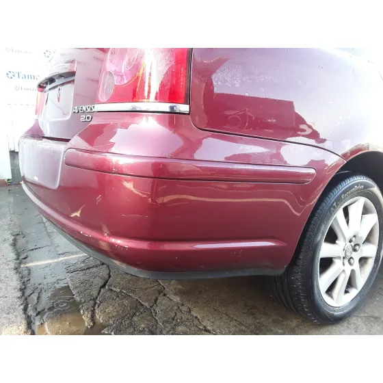 TOYOTA AVENSIS BERLINA (T25) '2004 2.0 D-CAT GRANATE