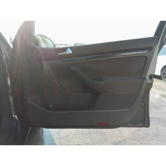 VOLKSWAGEN GOLF V BERLINA (1K1) '2008 1.9 TDI NEGRO