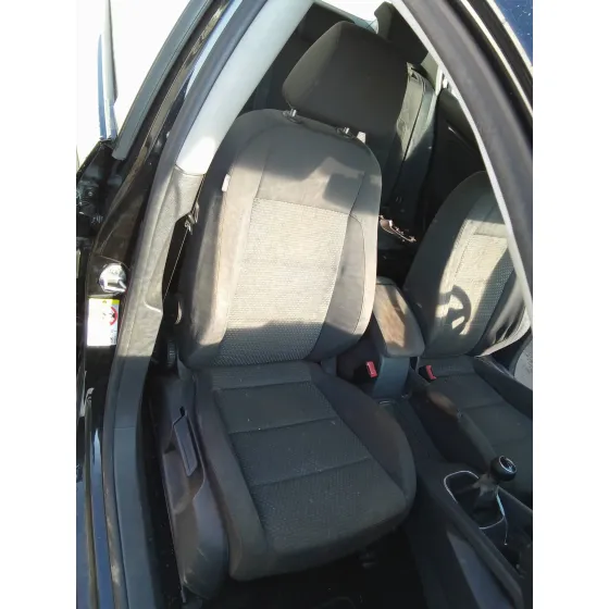 VOLKSWAGEN GOLF V BERLINA (1K1) '2008 1.9 TDI NEGRO