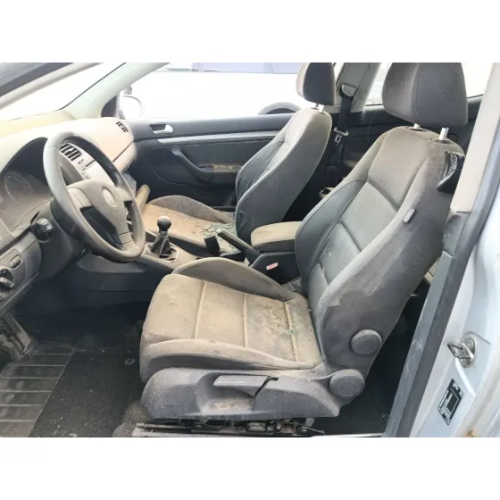 Volkswagen GOLF V (1K1) 2004