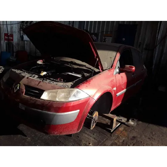 RENAULT MEGANE II BERLINA 5P '2004 * GRANATE
