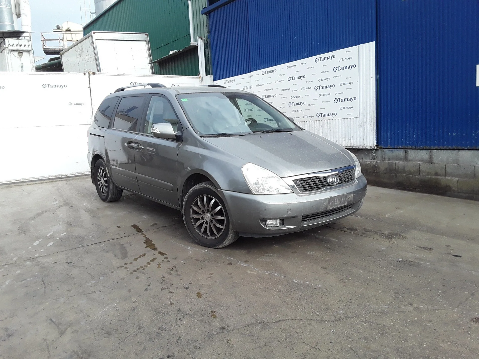 KIA CARNIVAL '2010 * GRIS