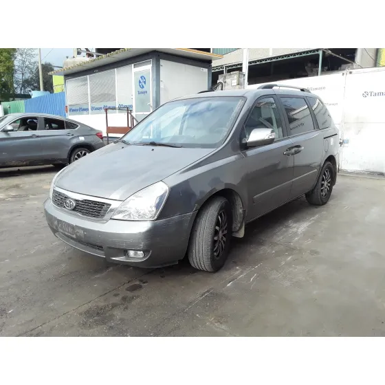 KIA CARNIVAL '2010 * GRIS