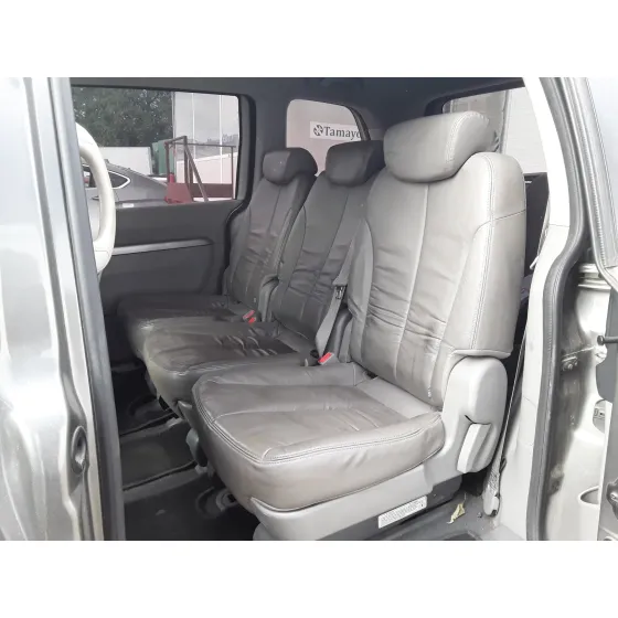 KIA CARNIVAL '2010 * GRIS