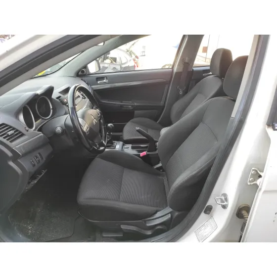 MITSUBISHI LANCER BERLINA (CY0) '2009 * BLANCO