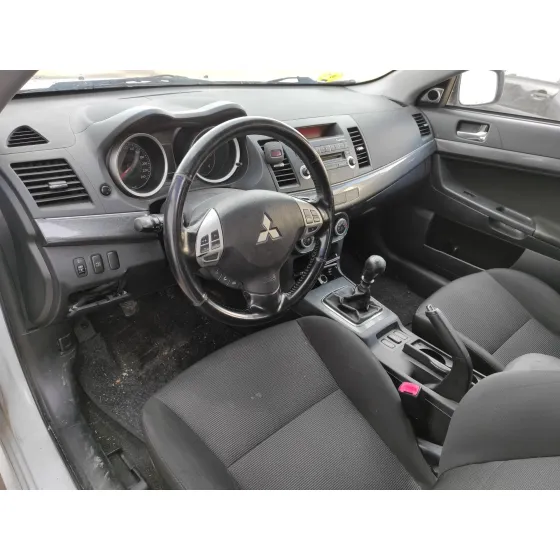 MITSUBISHI LANCER BERLINA (CY0) '2009 * BLANCO