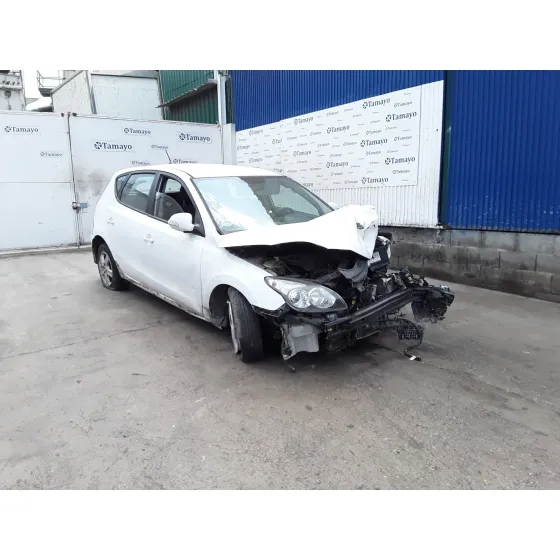 HYUNDAI I30 '2011 * BLANCO