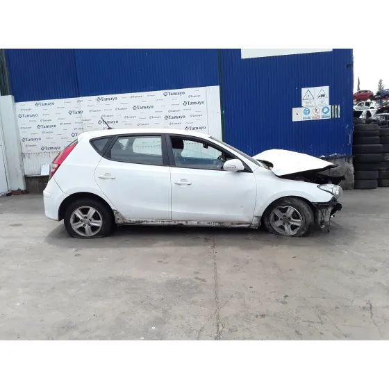 HYUNDAI I30 '2011 * BLANCO