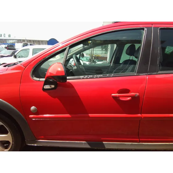PEUGEOT 207 SW '2008 1.6 HDI FAP CAT (9HZ / DV6TED4) ROJO