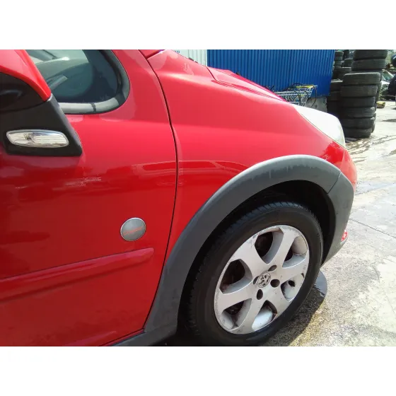 PEUGEOT 207 SW '2008 1.6 HDI FAP CAT (9HZ / DV6TED4) ROJO
