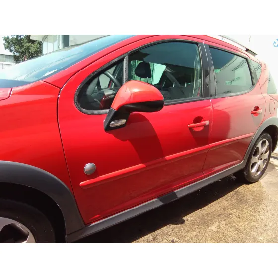 PEUGEOT 207 SW '2008 1.6 HDI FAP CAT (9HZ / DV6TED4) ROJO