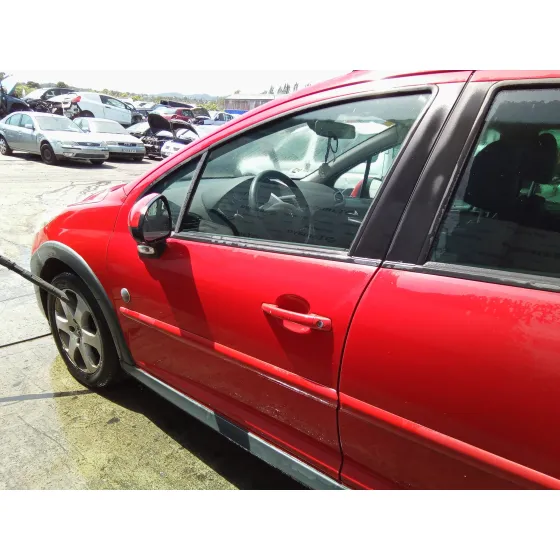 PEUGEOT 207 SW '2008 1.6 HDI FAP CAT (9HZ / DV6TED4) ROJO