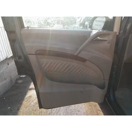 MERCEDES VIANO (W639) '2004 2.1 CDI CAT NEGRO