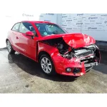 AUDI A1 (8X) AUDI A1 (8X) '2011 1.2 16V TFSI ROJO 2010