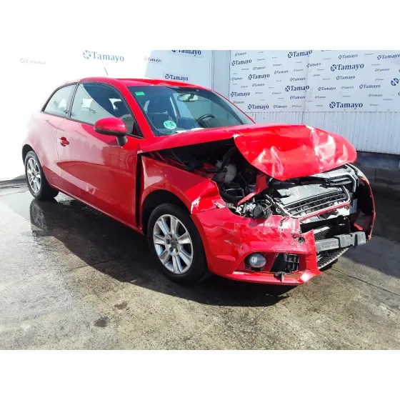 AUDI A1 (8X) '2011 1.2 16V TFSI ROJO