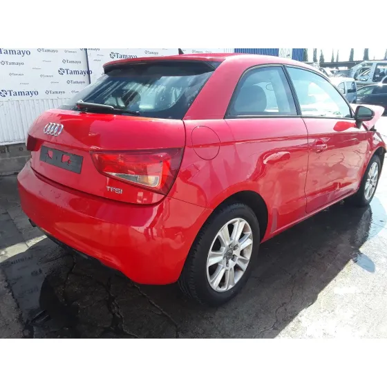 AUDI A1 (8X) '2011 1.2 16V TFSI ROJO