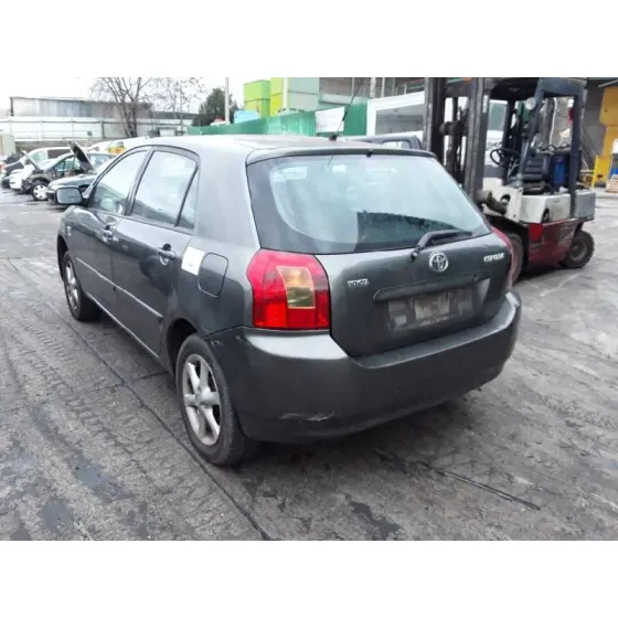 TOYOTA COROLLA (E12) '2002 2.0 TURBODIESEL CAT VERDE METALIZADO