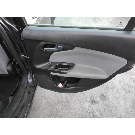 FIAT TIPO II (357) FAM '2018 1.4 CAT BIVALENT. GASOLINA / GPL NEGRO