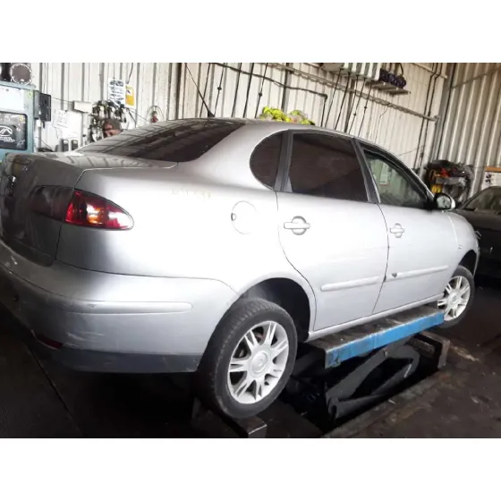 SEAT CORDOBA BERLINA (6L2) '2005 1.4 TDI PLATA