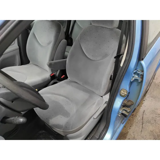 CITROEN C3 '2002 1.4 AZUL CIELO