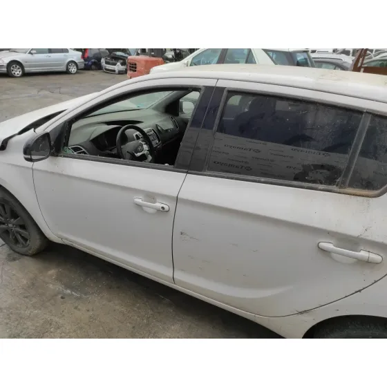 HYUNDAI I20 '2014 1.2 16V CAT BLANCO
