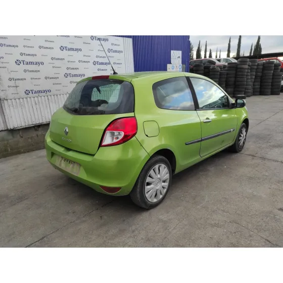 RENAULT CLIO III '2010 * VERDE PISTACHO
