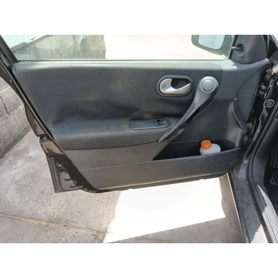 Renault MEGANE II (BM0/1_, CM0/1_) 2005