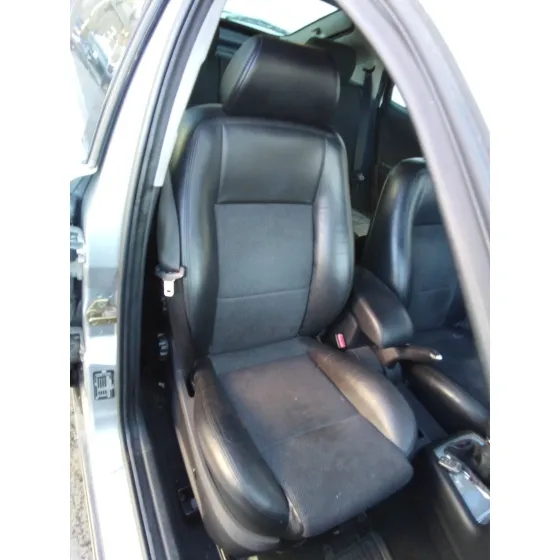 FORD MONDEO BERLINA (GE) '2005 2.2 TDCI PLATA