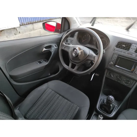 VOLKSWAGEN POLO (6C1) '2014 1.0 ROJO