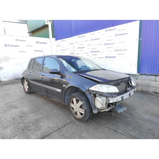 RENAULT MEGANE II BERLINA 5P '2005 1.6 16V NEGRO