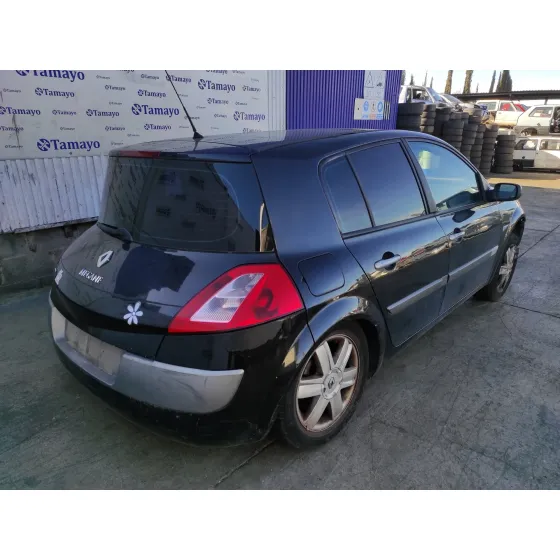 RENAULT MEGANE II BERLINA 5P '2005 1.6 16V NEGRO