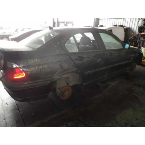 BMW SERIE 3 BERLINA (E46) '2006 320D NEGRO