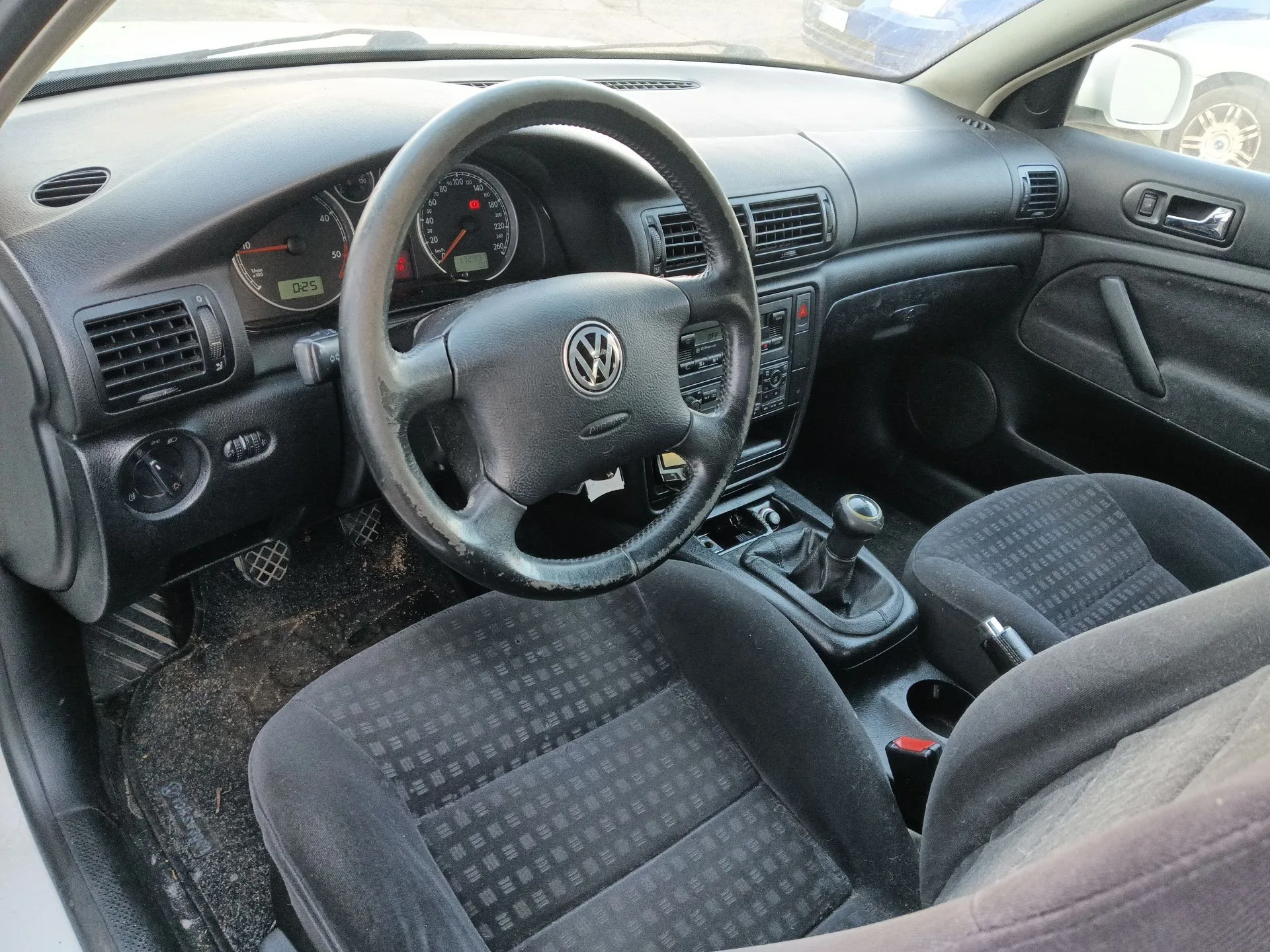 Volkswagen PASSAT B5.5 (3B3) 2000