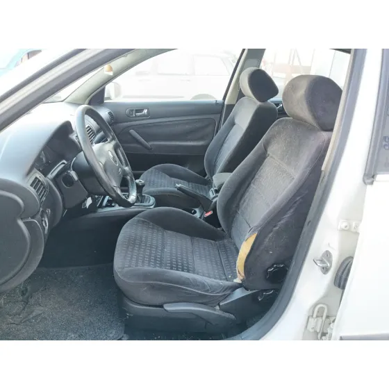 Volkswagen PASSAT B5.5 (3B3) 2000